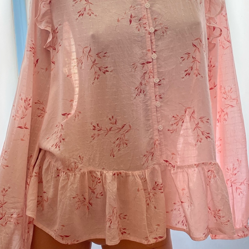 Lucky Brand Pink XL Blouse made with Environmentally Safe Model - Picture 2 of 9